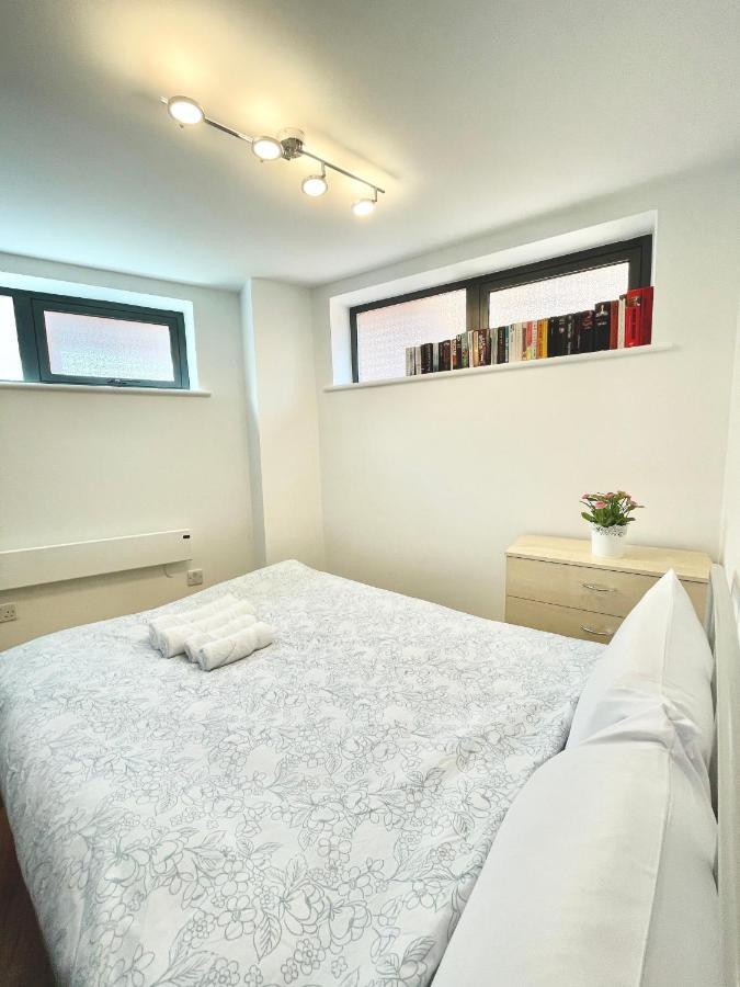 Two Bedrooms Flat - Manchester City Centre Exterior foto